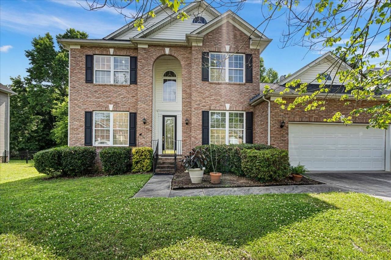 15114 Bridle Trace Ln - Photo 2 of 26