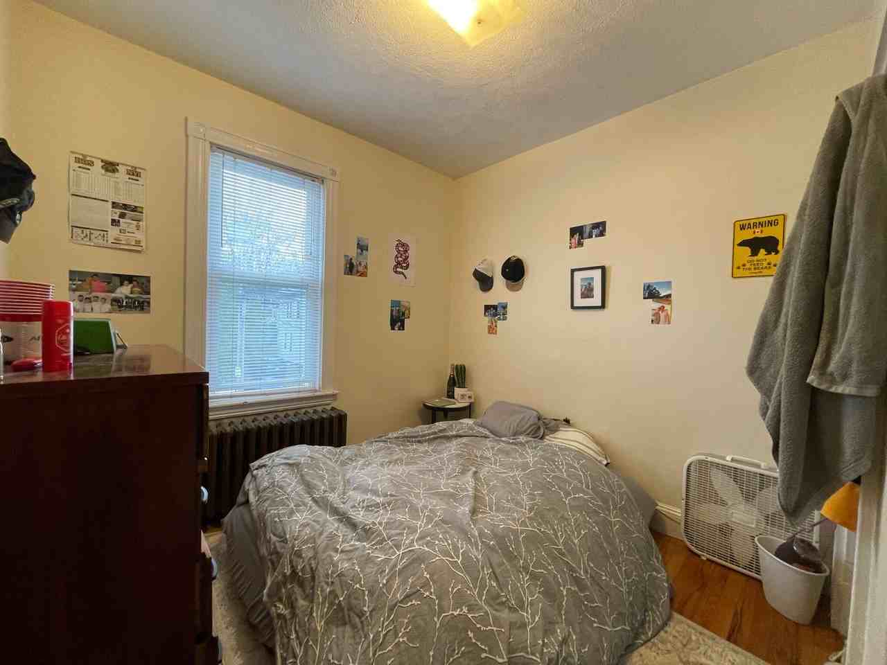 69 Fairbanks St - Photo 4 of 11