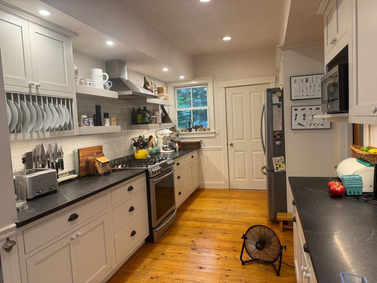 5 Prospect St - Photo 3 of 28