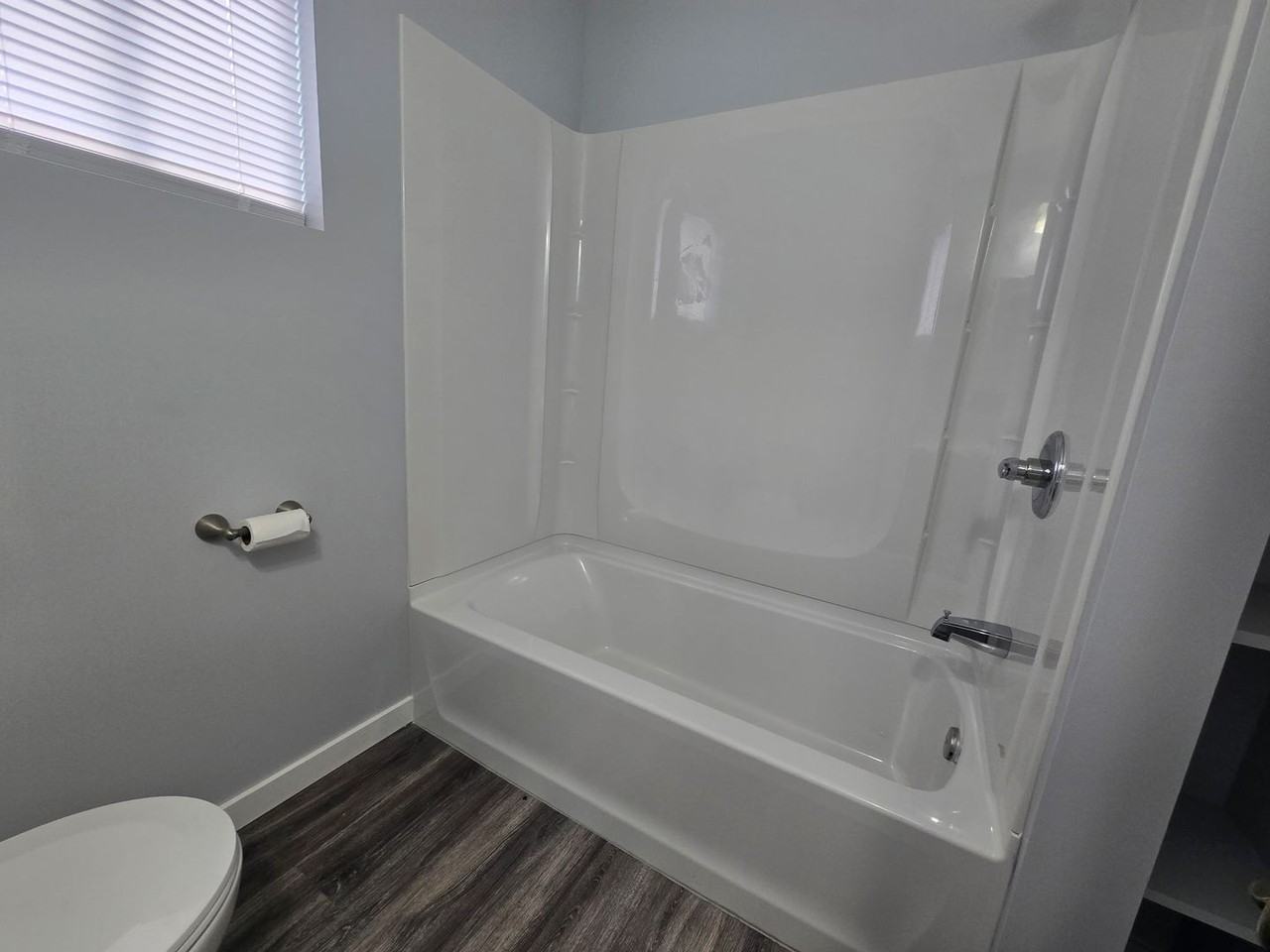 741 Leland Ave - Photo 6 of 16