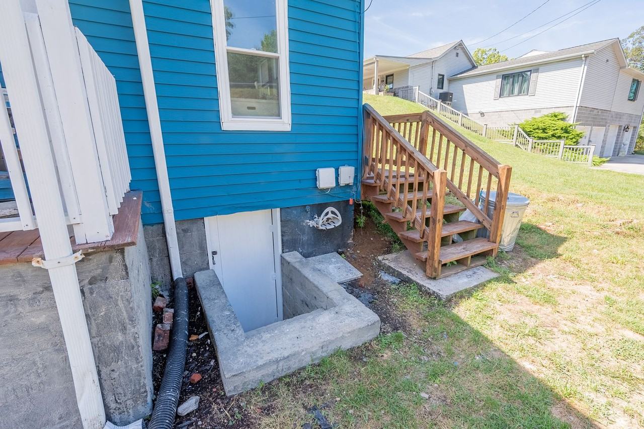 108 George St - Photo 3 of 17