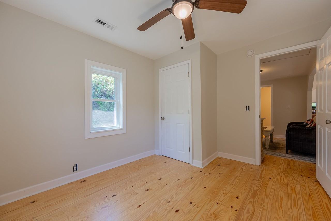 108 George St - Photo 5 of 17
