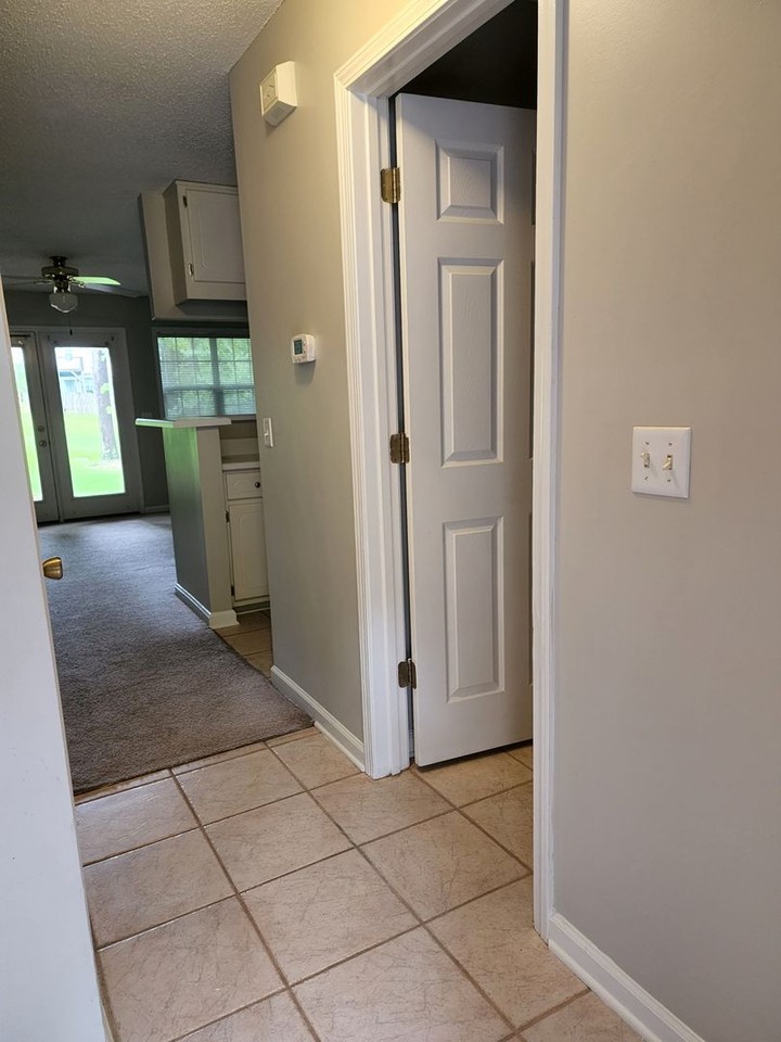 106 Woodrun Dr - Photo 3 of 29