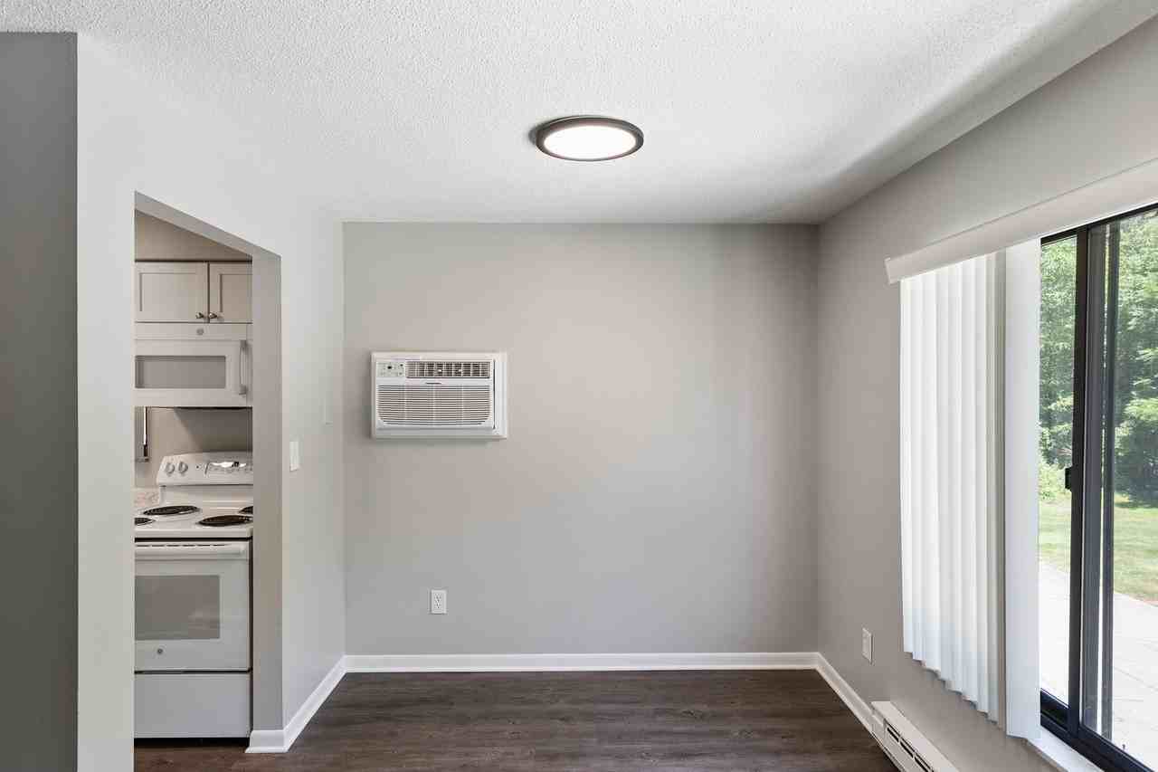 Cottrell Apartments (310 Cottrell Marine City LLC) - Photo 4 of 14