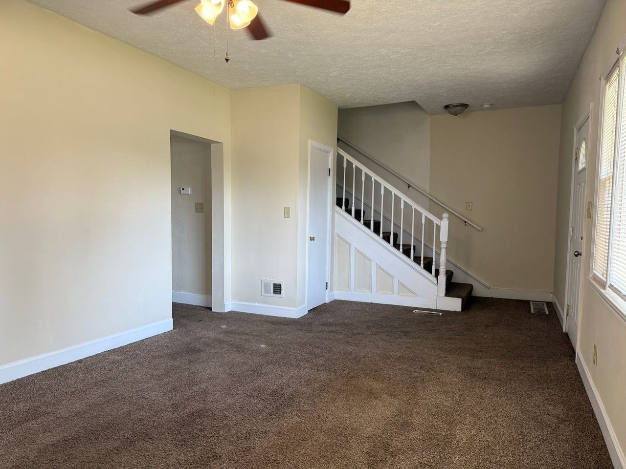 1017 S 25th St - Photo 2 of 6