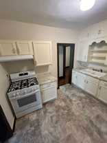 2950 Dupont Ave N - Photo 1 of 1