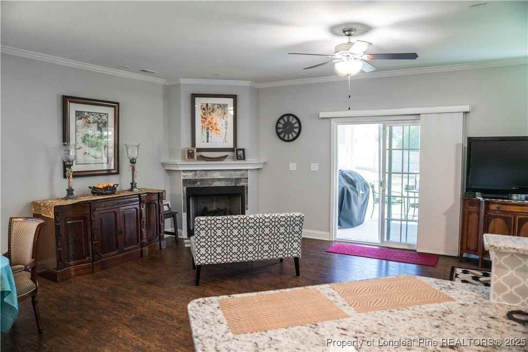 919 Carolina Ave - Photo 4 of 20