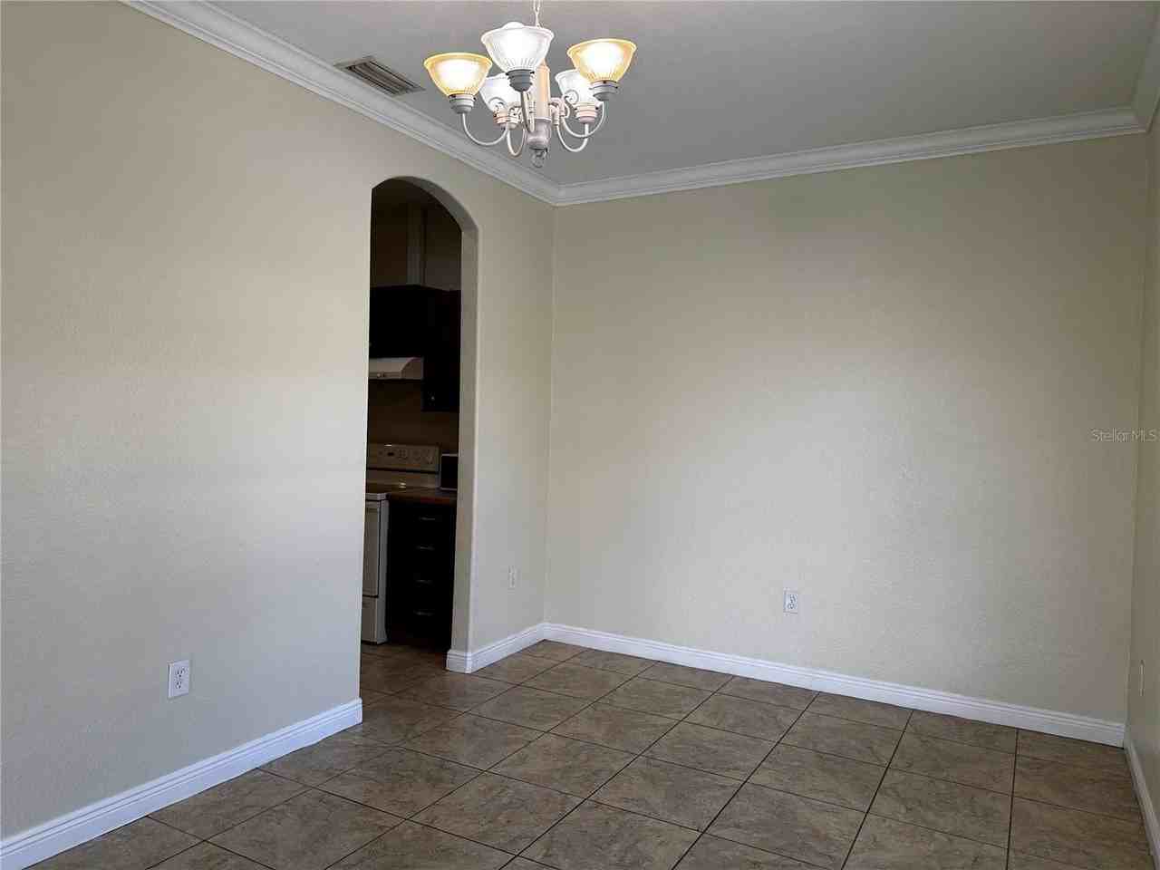 41 Lime Street - Photo 4 of 18