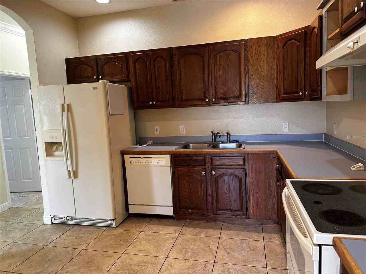 41 Lime Street - Photo 6 of 18