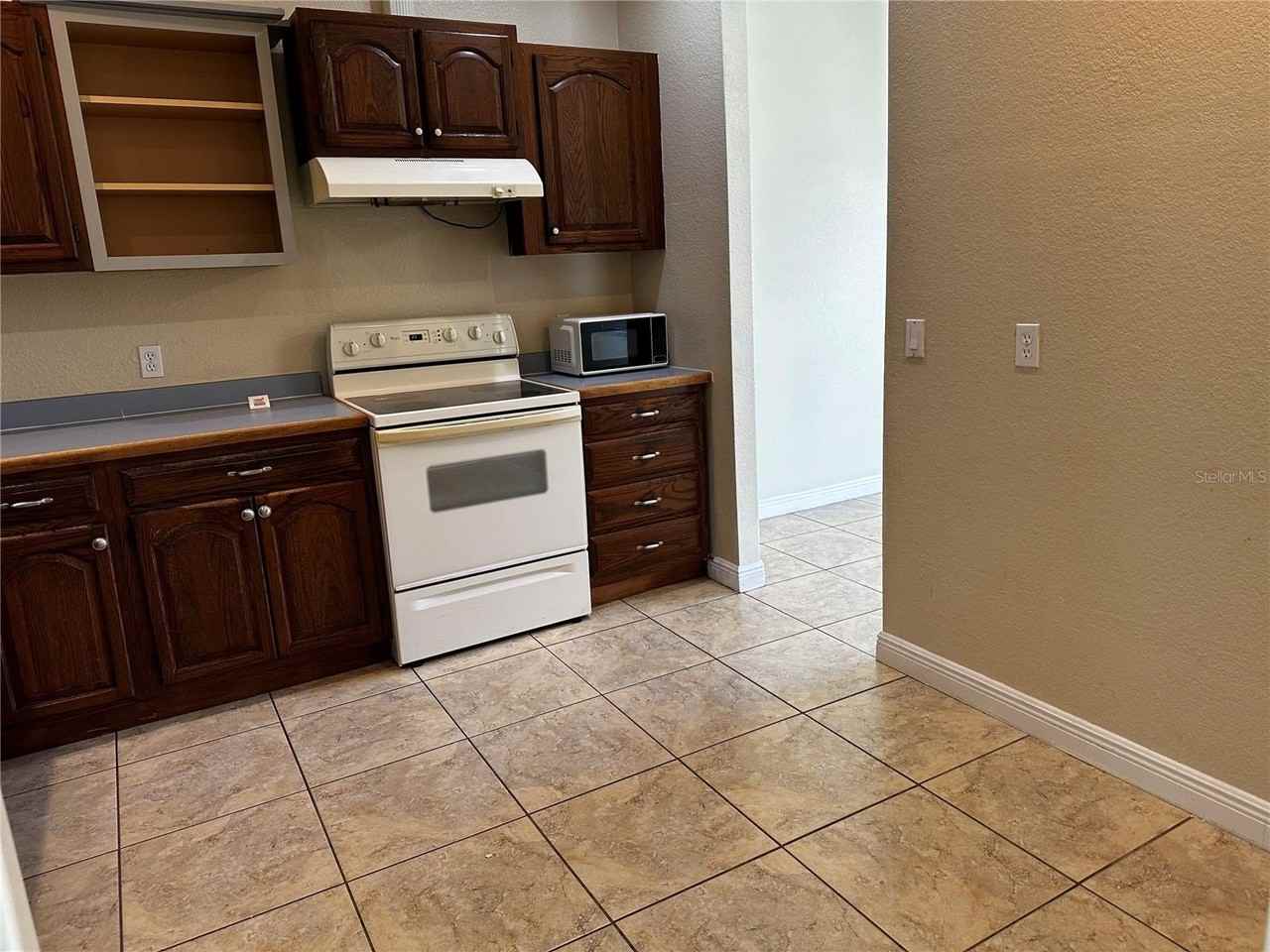 41 Lime Street - Photo 7 of 18