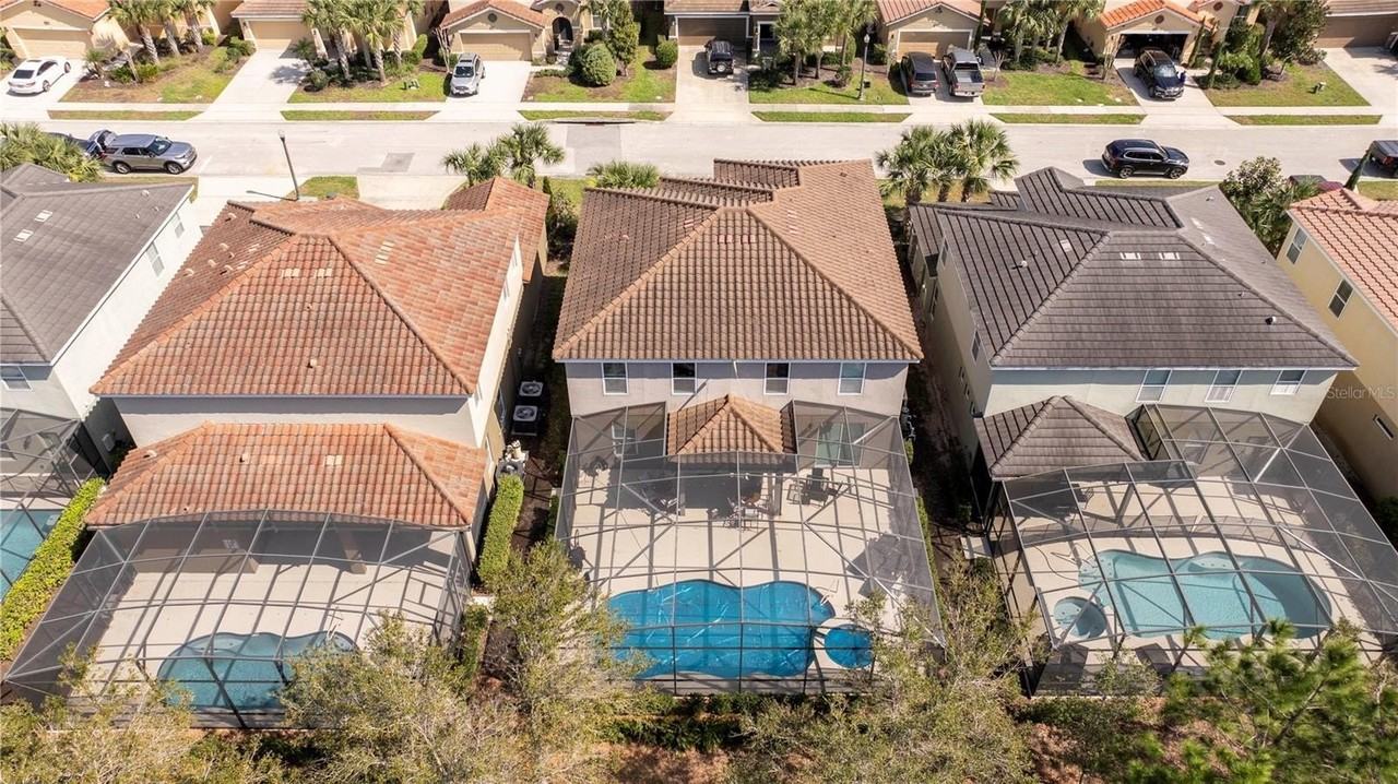 5251 Wildwood Way - Photo 5 of 50