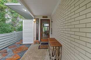 2337 Seminole Rd Apt B #B - Photo 1 of 1