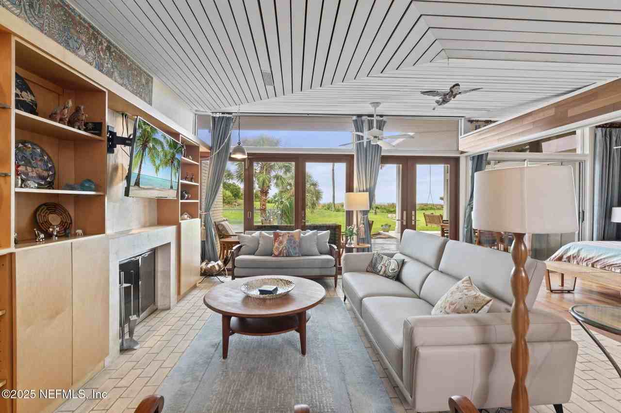 2337 Seminole Road #B - Photo 3 of 19