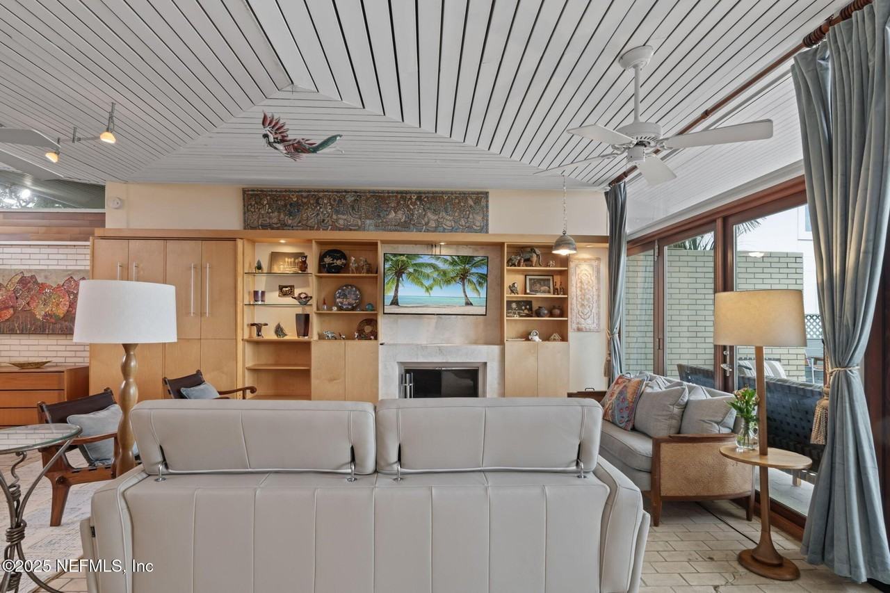 2337 Seminole Road #B - Photo 4 of 19