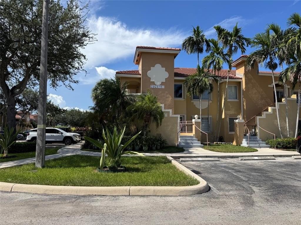 7921 Nw 6th St #201 - Photo 2 of 12