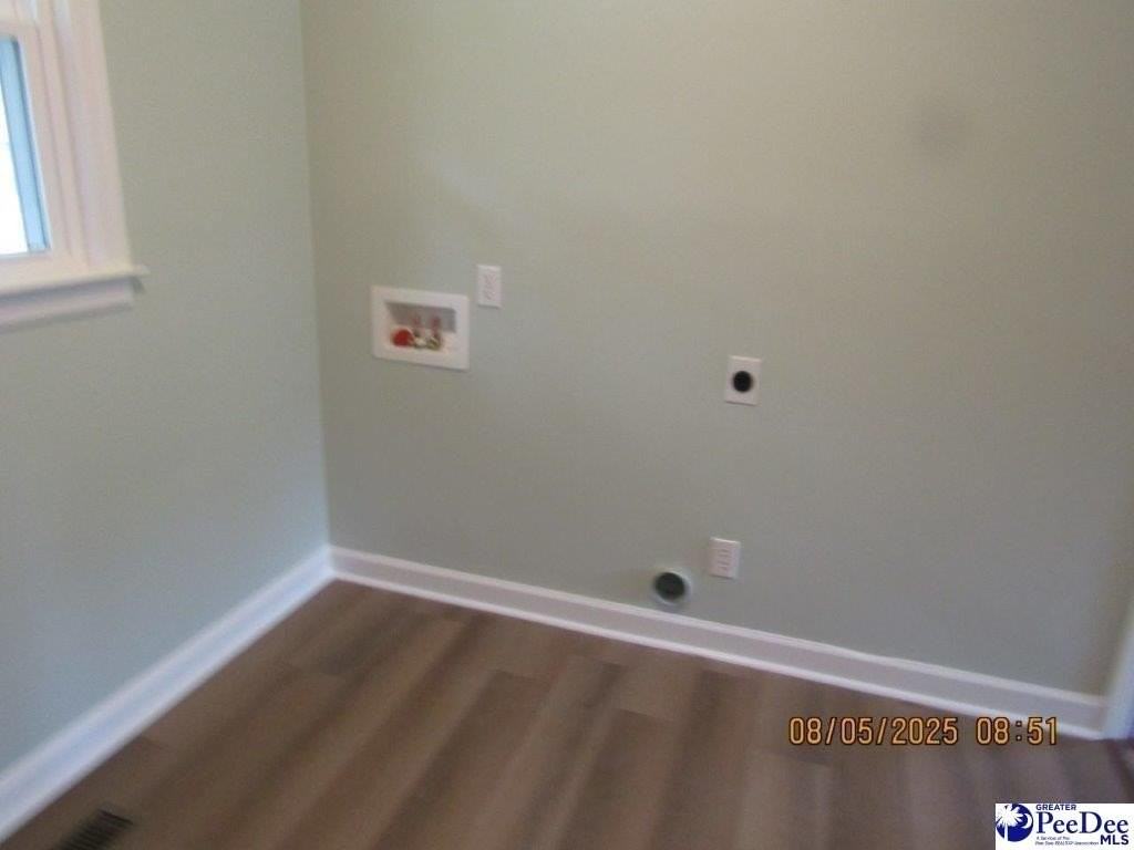 1743 Williamsburg Cir - Photo 6 of 13