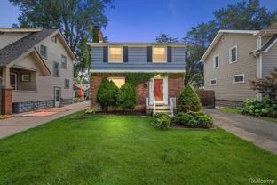 1023 Irving Ave - Photo 1 of 1