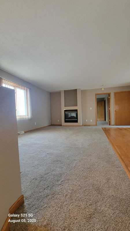 4306 E Jelinek Ave - Photo 5 of 25