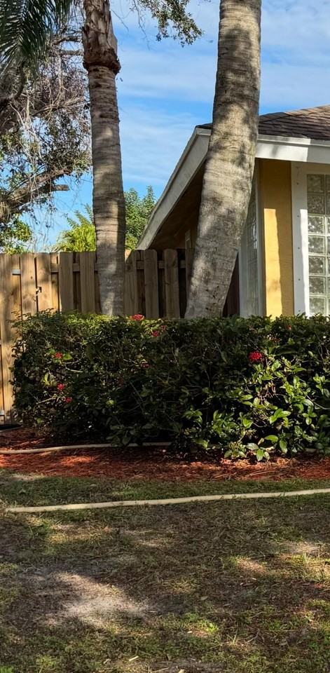 11575 Sanderling Dr - Photo 6 of 7