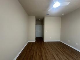 3041 Se Lexington Lakes Dr #101 - Photo 1 of 1