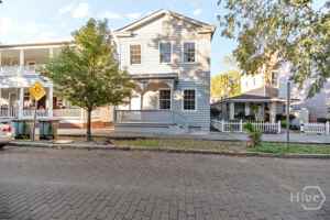 featured image of 318 E Waldburg St