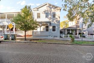 318 E Waldburg St - Photo 1 of 1
