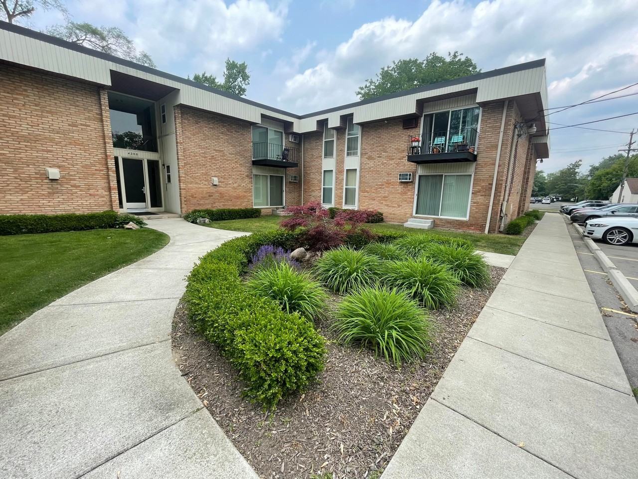 4200 Rochester Rd - Photo 2 of 12