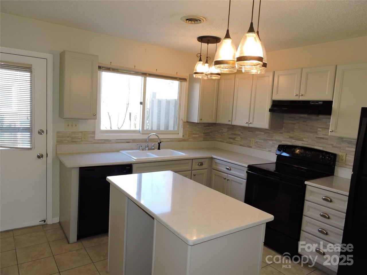 37 Elderberry Ln - Photo 2 of 13