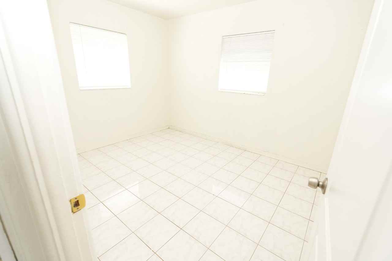 2219 Allan Adale Rd - Photo 5 of 14