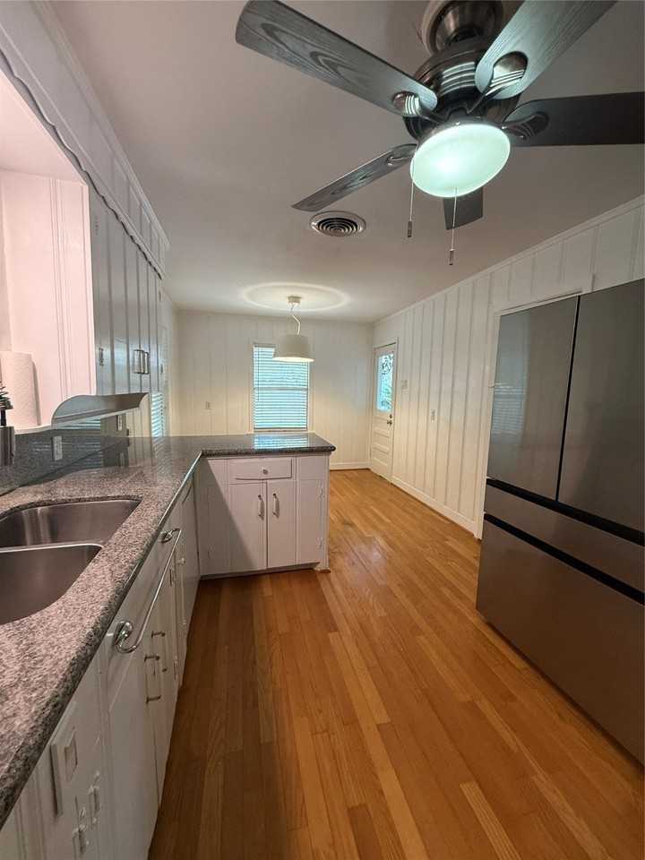 4114 Norfolk St - Photo 4 of 6