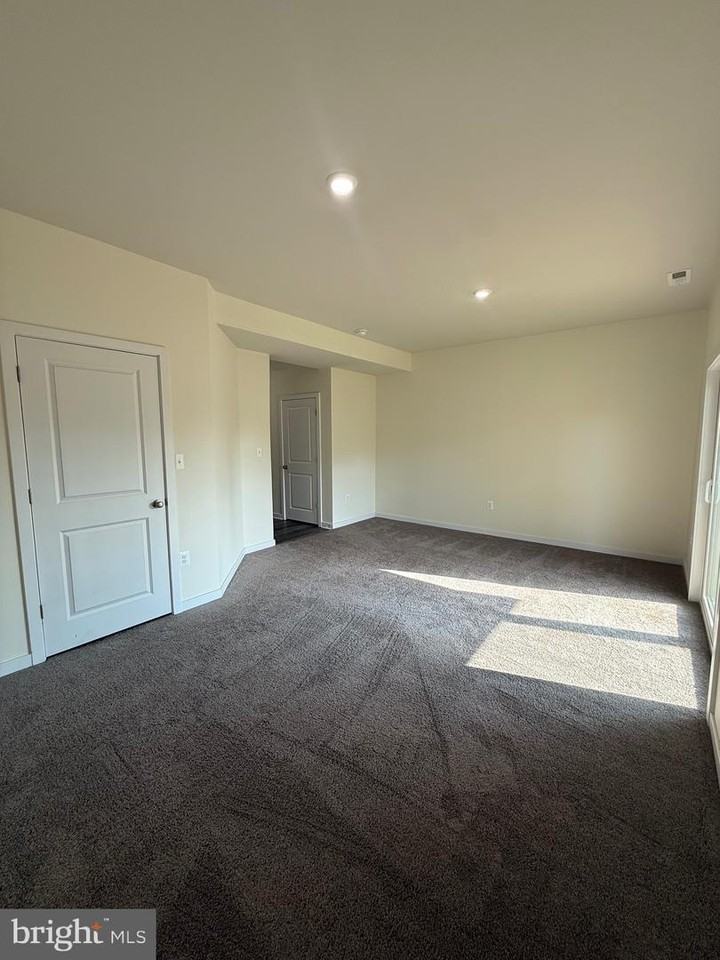 28 Marineris Cir - Photo 4 of 5