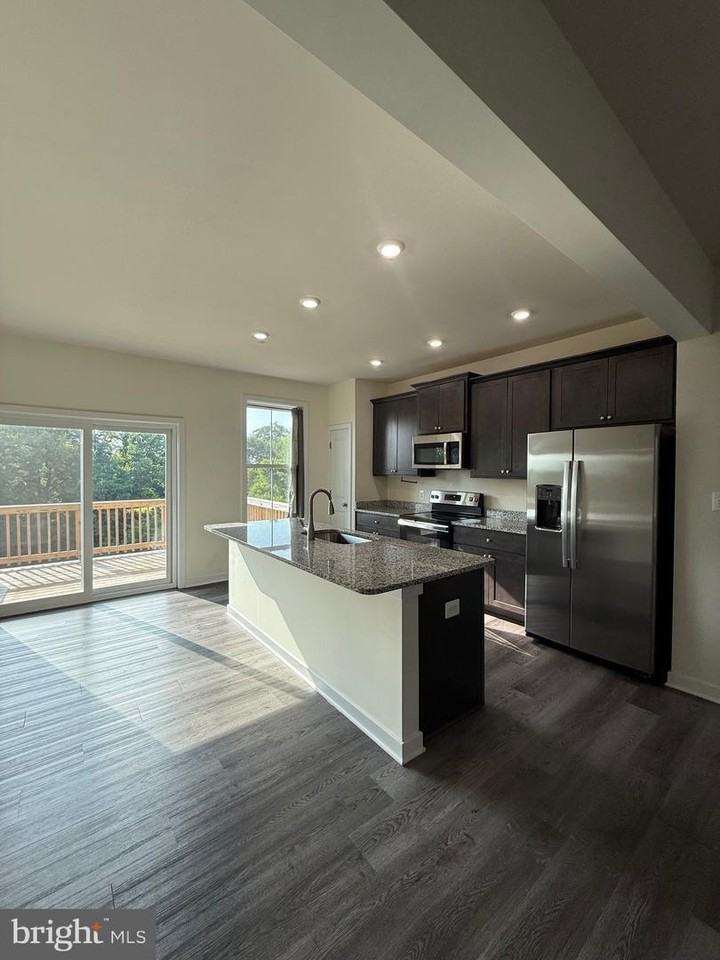 28 Marineris Cir - Photo 5 of 5