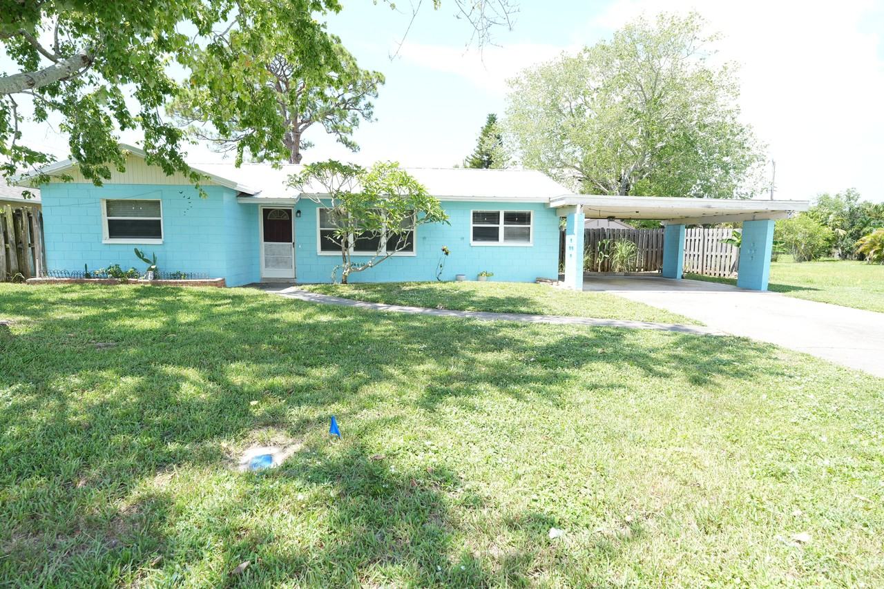 2937 Matthew Drive - Photo 2 of 16