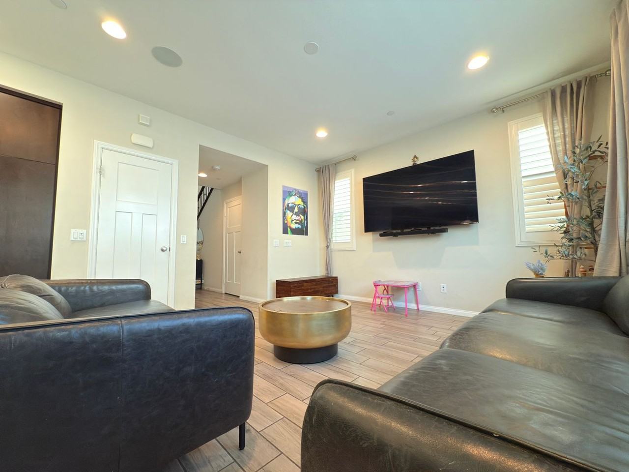 20057 Weeks Way - Photo 4 of 10