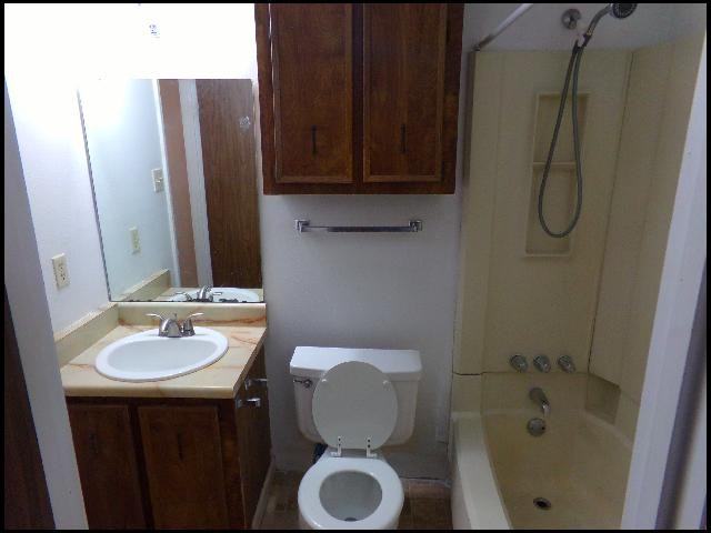 603 Brierly Dr - Photo 6 of 10