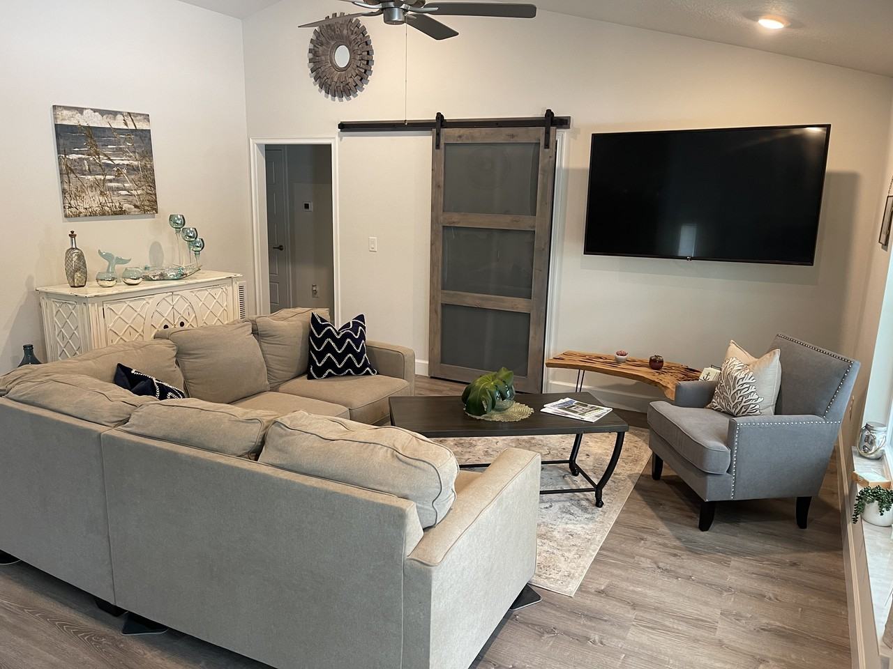 382 Herndon Street - Photo 2 of 16