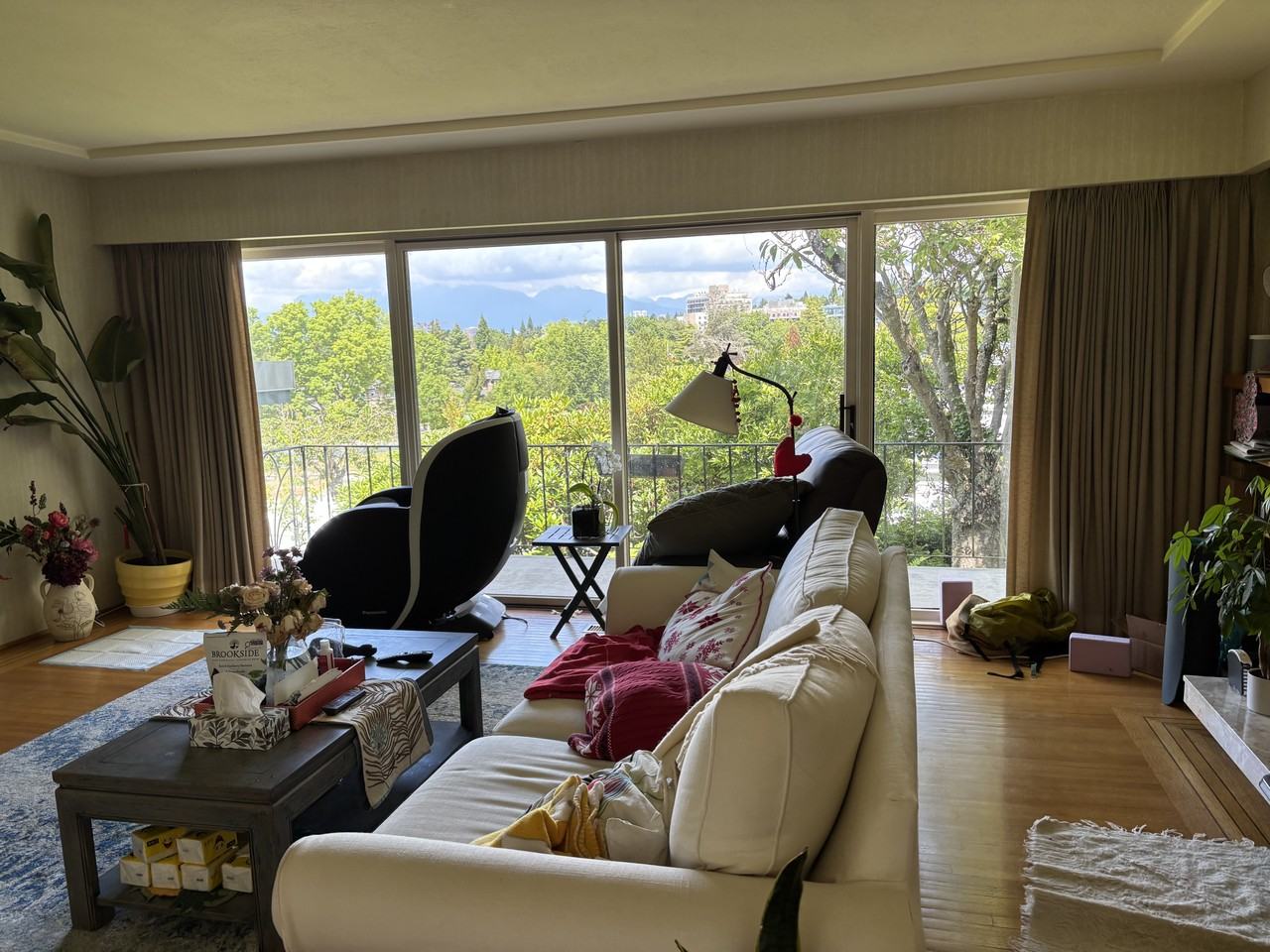 4709 Haggart Street - Photo 7 of 11