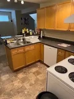 79 Bellerose Dr #50E - Photo 2 of 6