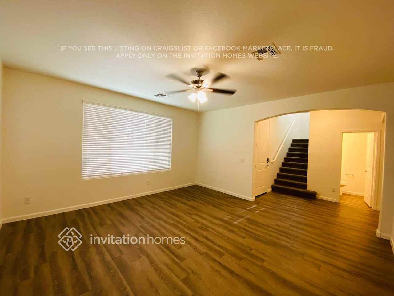 1477 S Sinova Ave - Photo 4 of 30