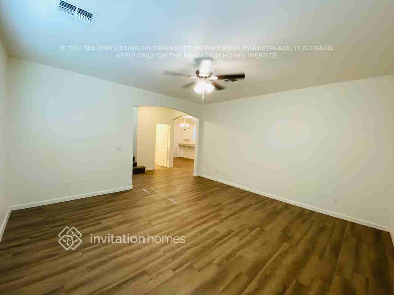 1477 S Sinova Ave - Photo 5 of 30