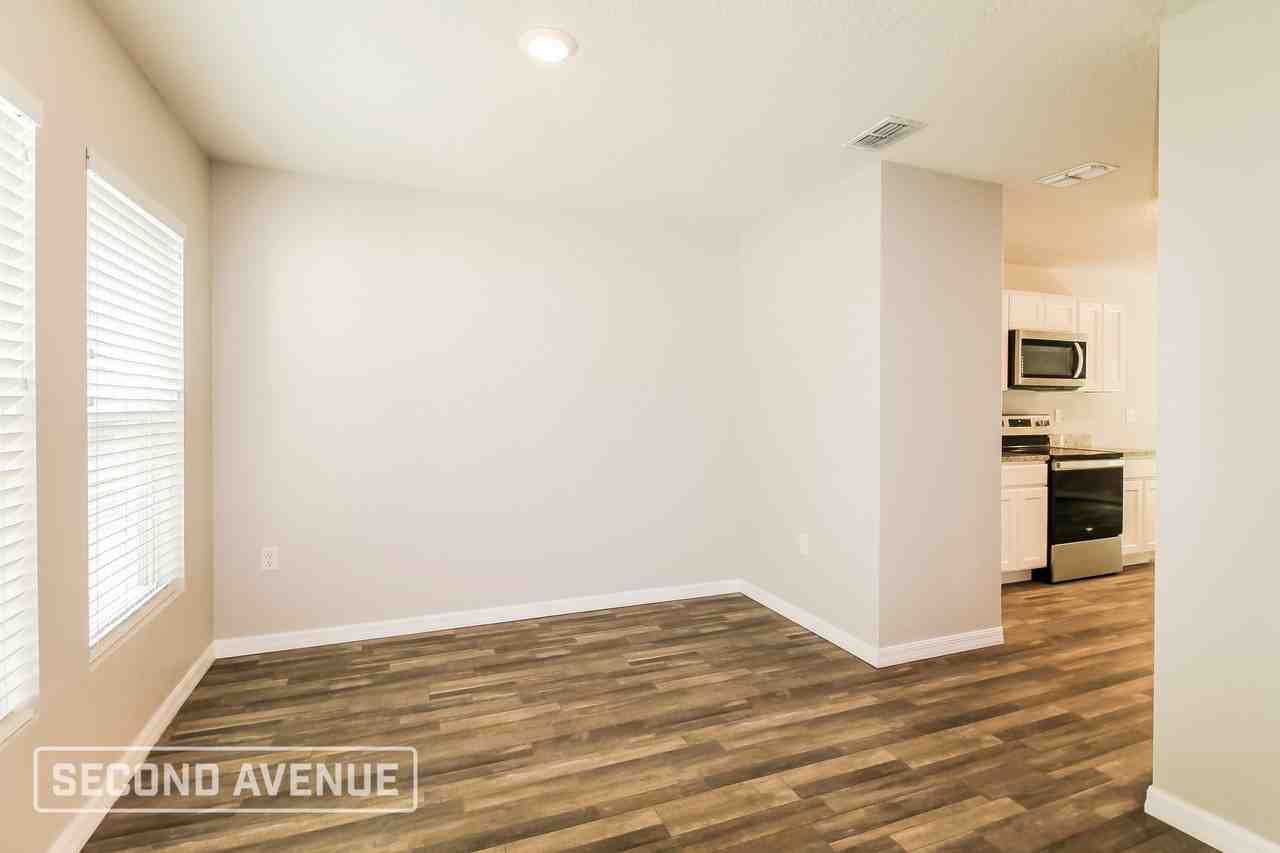 2761 W Shaw Pl - Photo 6 of 27