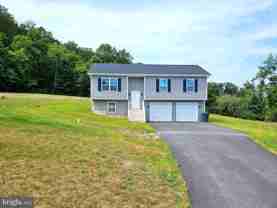 47 Bobbi Ct - Photo 1 of 1