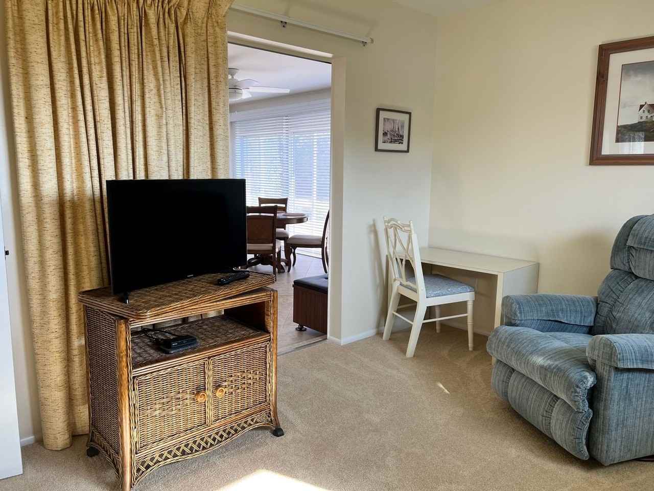 466 Circlewood Dr #L14 - Photo 3 of 50