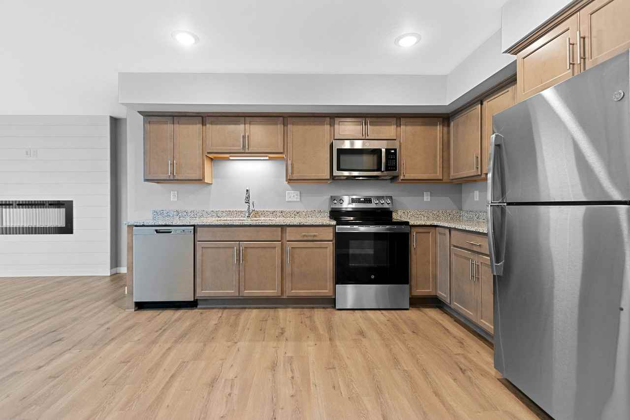 1754-1790 W Evergreen Drive - Photo 2 of 23