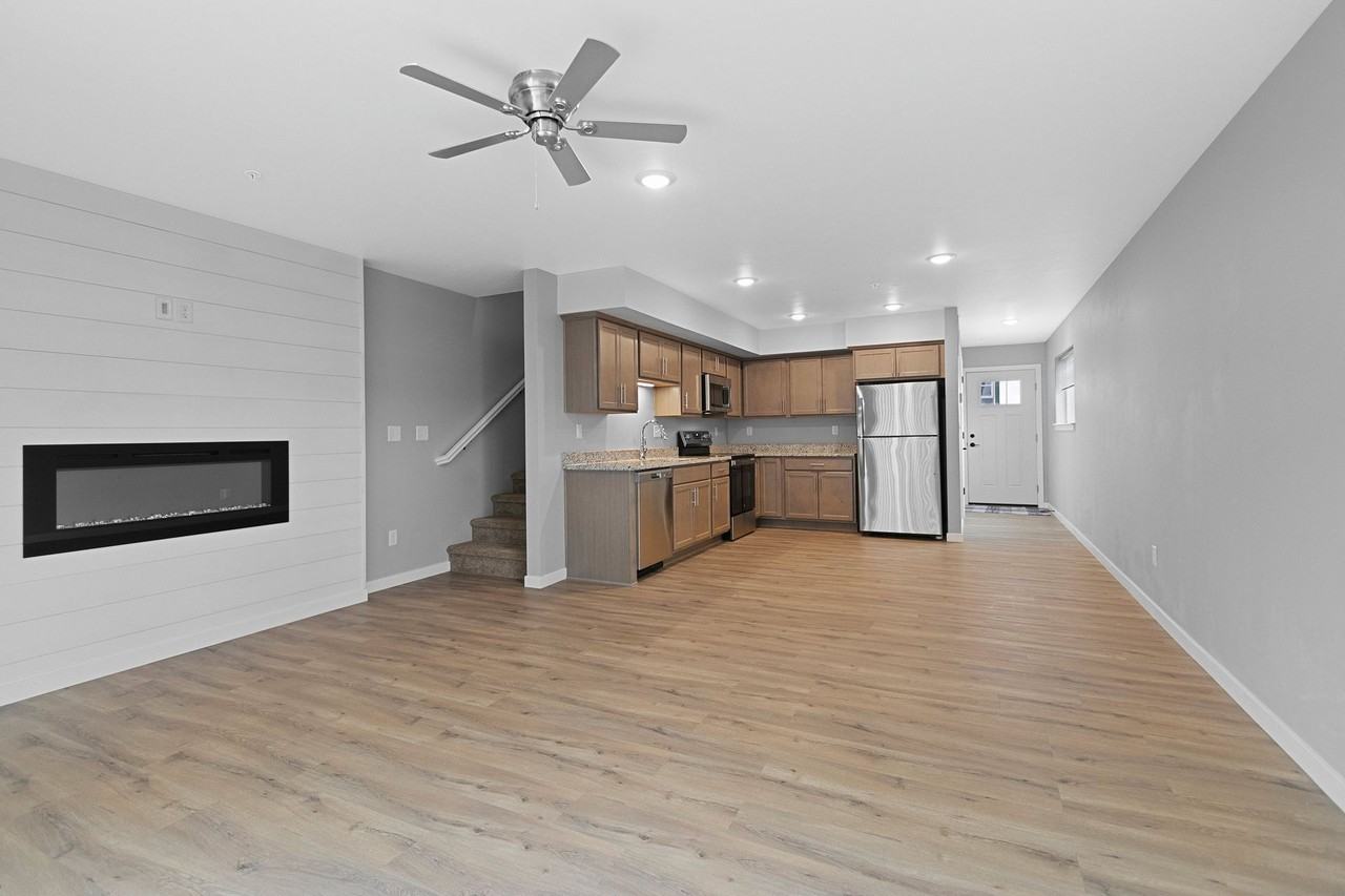 1754-1790 W Evergreen Drive - Photo 6 of 23