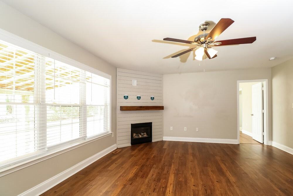 104 Farmwood Dr - Photo 5 of 16