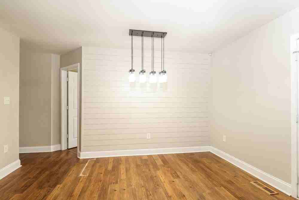 104 Farmwood Dr - Photo 6 of 16