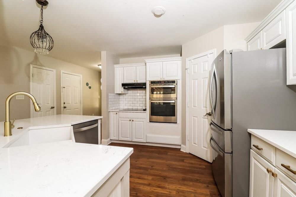 104 Farmwood Dr - Photo 7 of 16