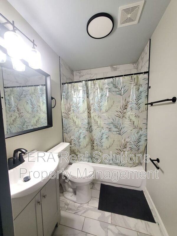 548 S Wayne Ave - Photo 4 of 27