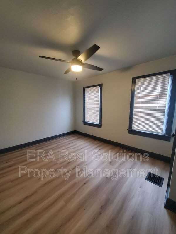 548 S Wayne Ave - Photo 7 of 27